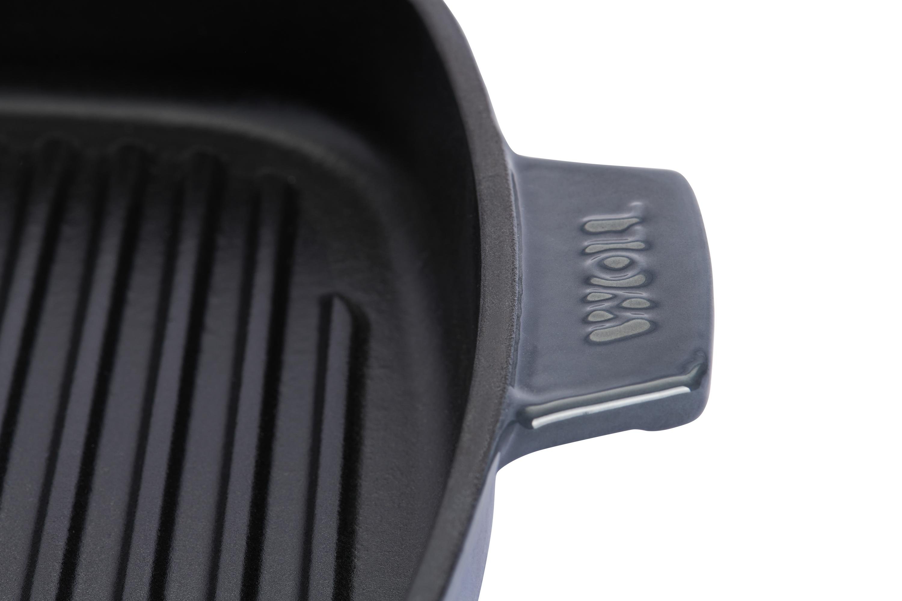 628-2CI-030_Handle_Detail Iron Guss-Grillpfanne, mit Rillen und Steakpresse Detailansicht
