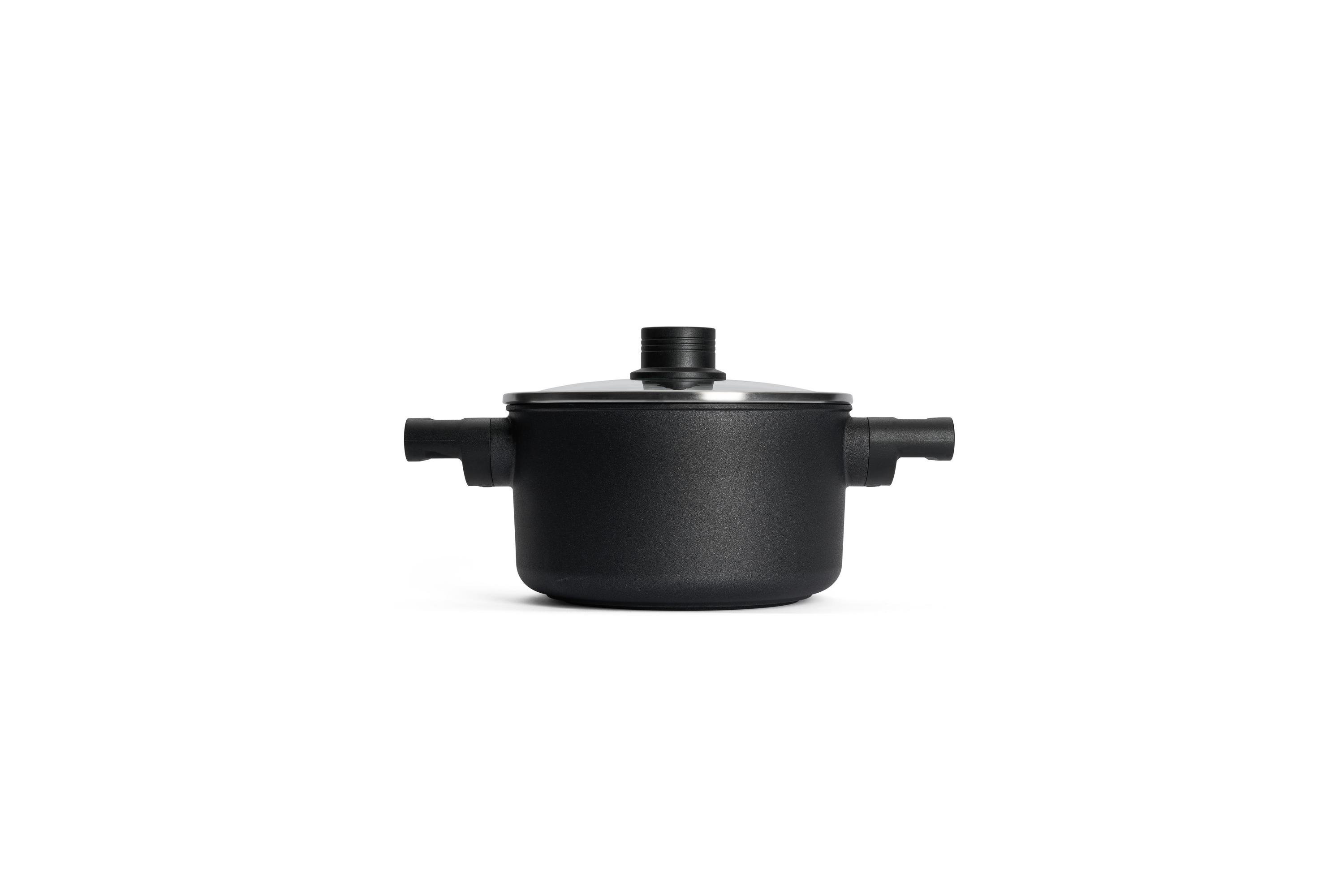 Logic XR Gusstopf, mit Deckel Seitenansicht | Phenolik Griff | 20cm | Alle Herdarten inkl. Induktion